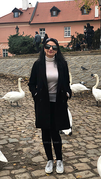 Пальто чорний колір на розмір с/м