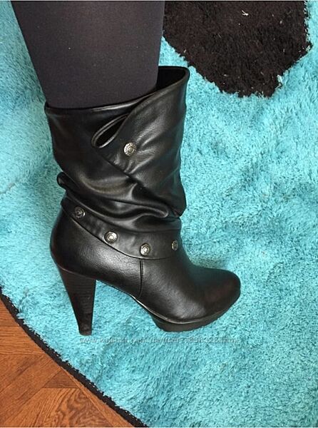 Carnaby. напівчоботи демісезонні р. 37-38