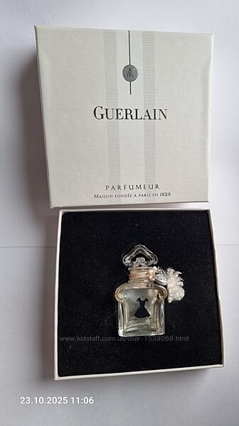 Флакон , Guerlain La petite robe noire,   7,5 ml , Франція 