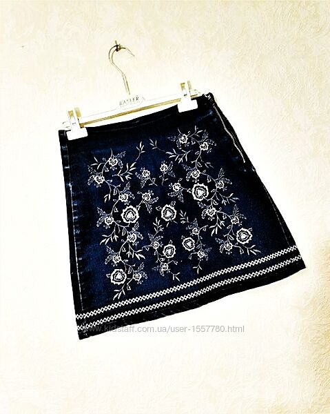 Брендова спідниця джинсова темно-синя жіноча вишивка коротка трапеція юбка