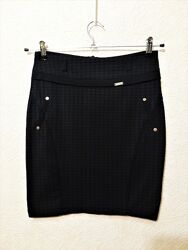 Спідниця чорна жіноча в клітинку міні пряма ззаду шлиця стрейч-трикотаж 