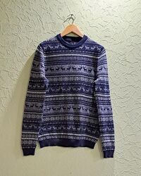 Гарний святковий светр 44-46