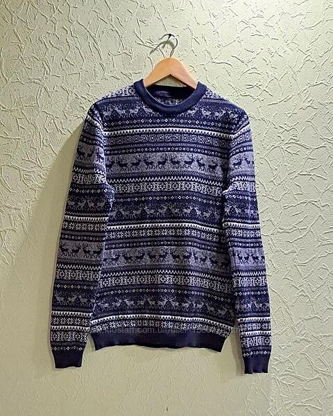 Гарний святковий светр 44-46