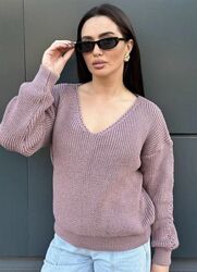 Гарний ошатний светр 46-50