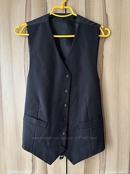 Костюмний жилет,
