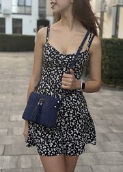 #4: темно-синій