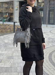 #8: світло-сіра