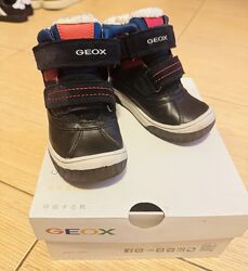 Черевички  ботінки  утеплені Geox 24 розмір