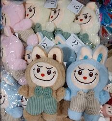 Мягкая игрушка Лабубу Labubu с бантиком Брелок на ключи, сумку Подарок 15см