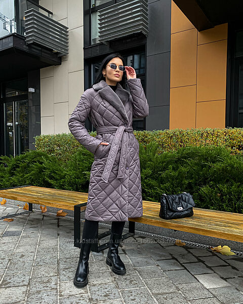 Зимове стьобане пальто, куртка. розпродаж кольору