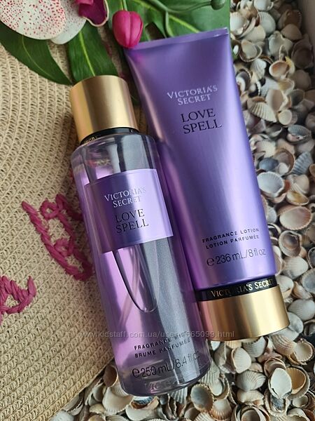 Набір косметики love spell victorias secret