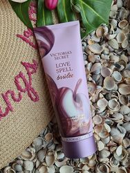 Парфумований лосьйон для тіла love spell Brulee victorias secret