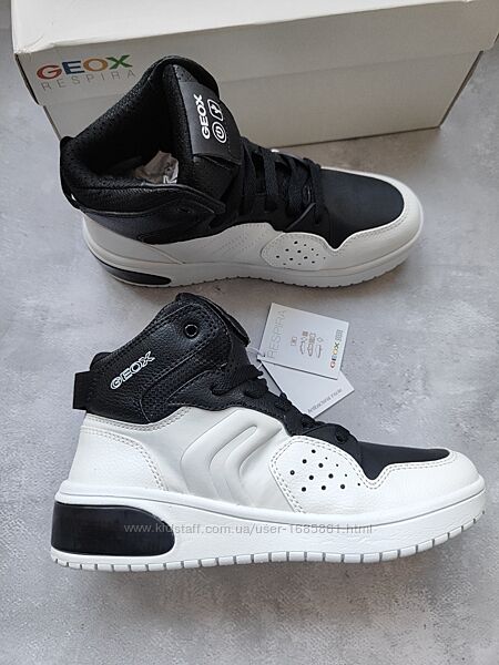 Кросівки Geox 35