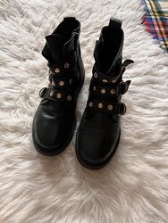 Кожаные ботинки