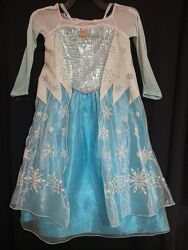 Карнавальна сукня на Новий рік