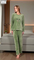 Жіноча велюрова піжама 46/48, 50/ 52 р 