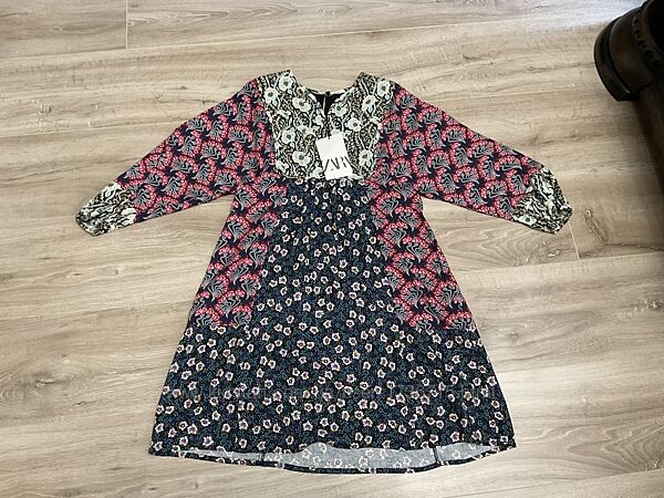 Сукня  з віскози Zara 9 років