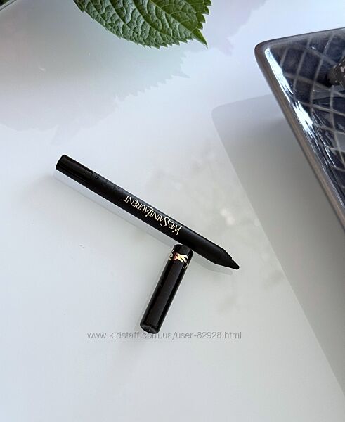 Олівець для очей Yves Saint Laurent Lines Liberated 24H Waterproof Eyeliner