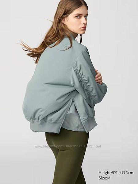 Uniqlo куртка вітровка демі куртка-бомбер s