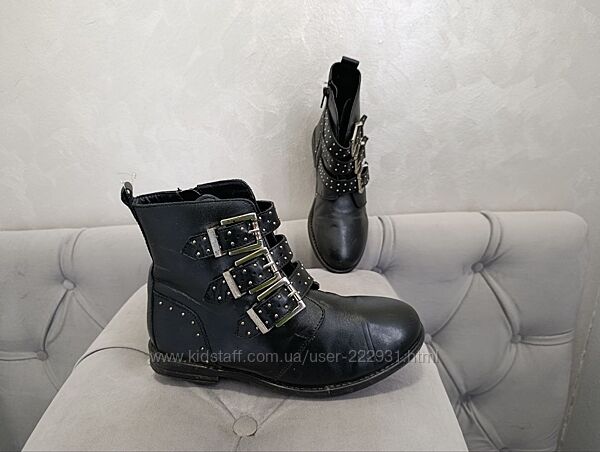 Чобітки демісезонні розмір 37