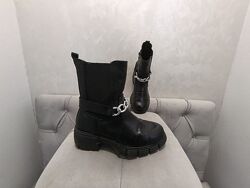 Демісезонні ботинки розмір 35
