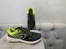 Кросівки розмір 37 decathlon