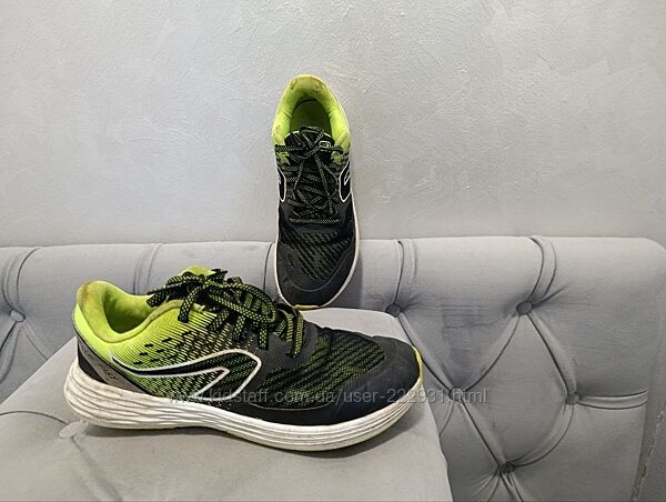 Кросівки розмір 37 decathlon