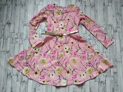 Платье на девочку розовое с цветами