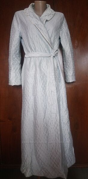 Довгий халат р.46-48, стьобаний з підкладкою, колір світло-блакитний