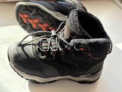 Зимові чоботи ботинки outventure розмір 32-33