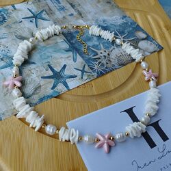 Ожерелье чокер из ракушки жемчуга и керамических бусин handmade