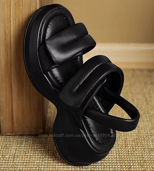 Босоножки женские 34 р.