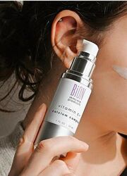 Крем-сиворотка з 15 вітаміну C та феруловою кислотою