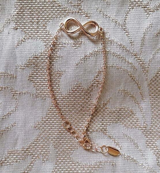 Браслет бесконечность на руку или на щиколотку цвет золото