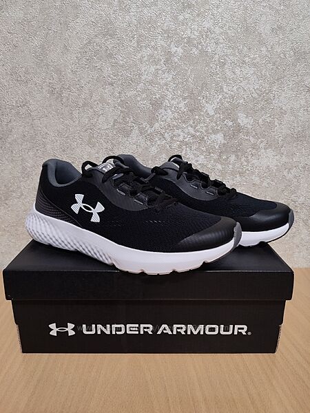 Дитячі кросівки Under Armour, р. 38,5 6Y