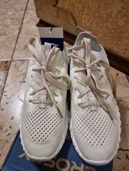 Літні жіночі кросівки Crosbу,40 розміру.