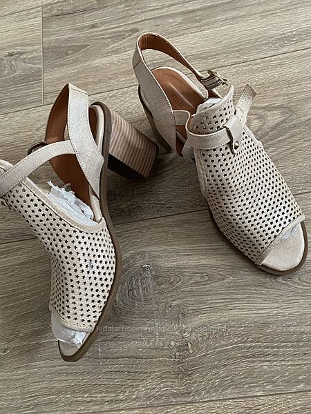 Шкіряні босоніжки Mario Muzi, розмір 40