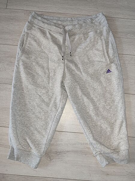 Adidas жіночі 3/4 штани бриджи сірі XS