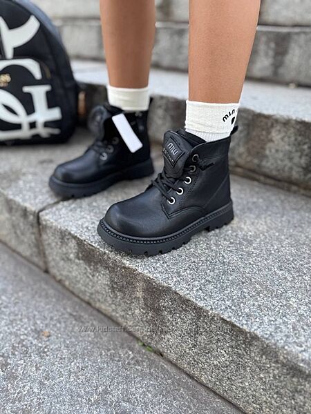 Стильні демісезонні ботінки для дівчинки 