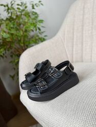 Босоніжки для дівчат від Jong Golf 