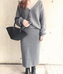 Комплект костюм юбка светр платье миди натуральное италия