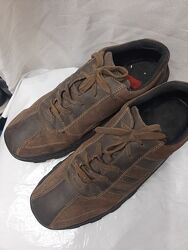 Кроссовки большого размера