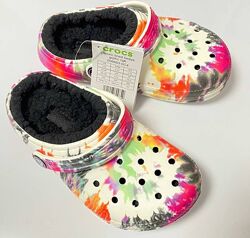 Дитячі зимові теплі крокси Crocs Classic Lined Tie Dye Multi/Black