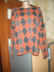 Комфортный свитерок в трендовый принт, размер L / ХL