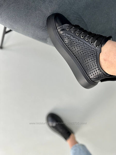 Кеди жіночі натуральна шкіра з перфорацією літо Артикул 6710 розпродаж