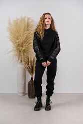 Костюм жіночий утеплений чорний з вишивкою етно, костюм вишиванка жіночий, 