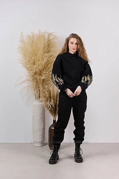 Костюм етно жіночий, костюм утеплений з вишивкою жіночий,