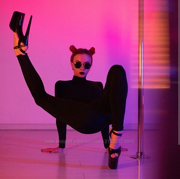 Леся Лесикова Работа ногами 2023