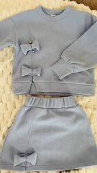 Нарядний теплий костюм для дівчинки 122