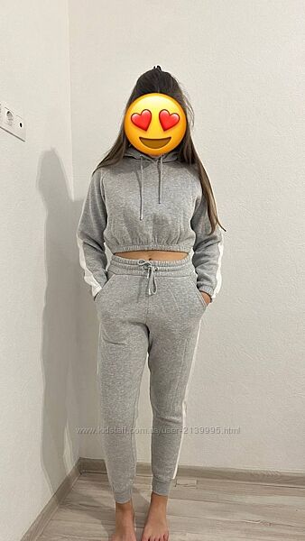 Продам теплий костюм на дівчину